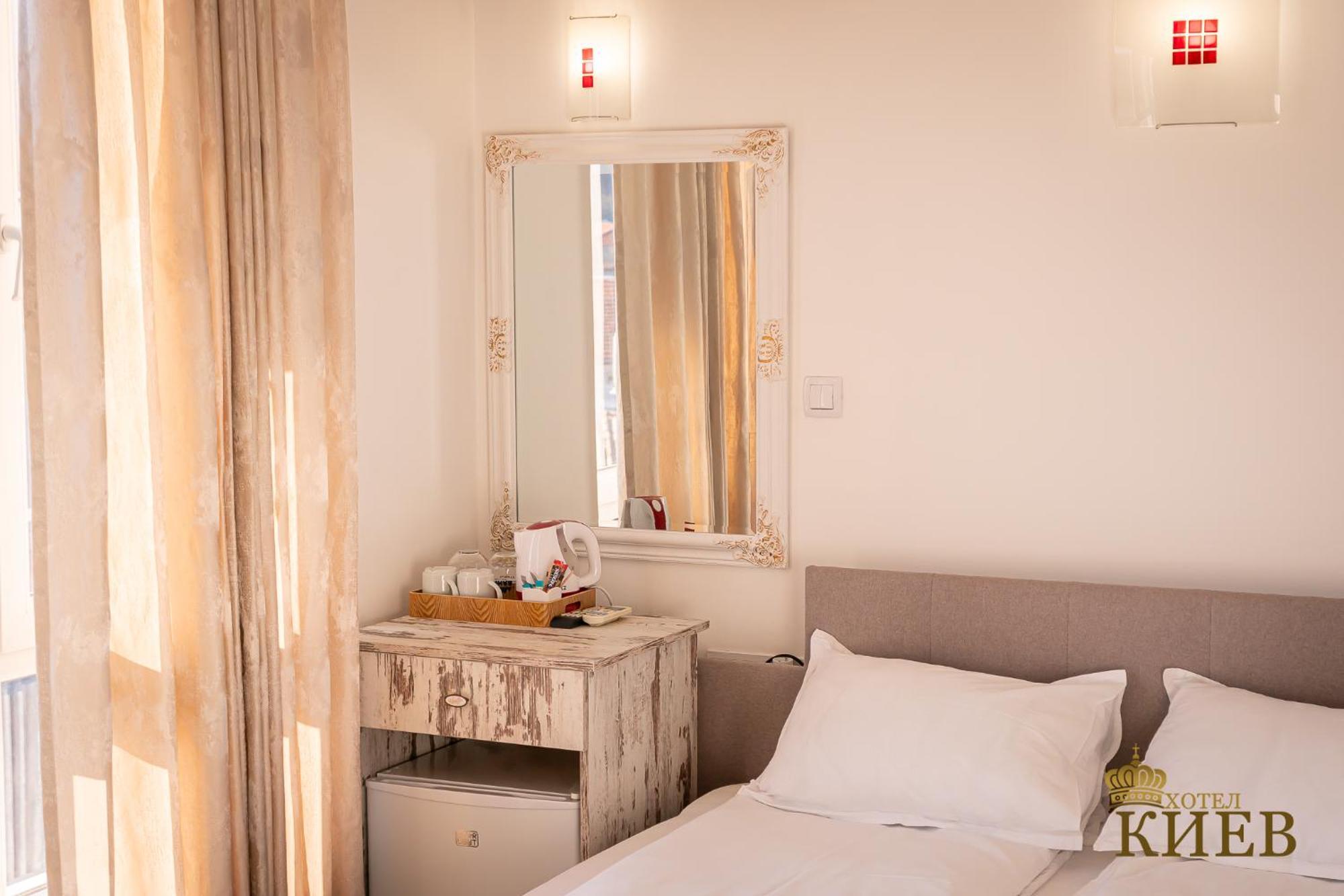 Hotel Kiev Wielkie Tyrnowo Zewnętrze zdjęcie