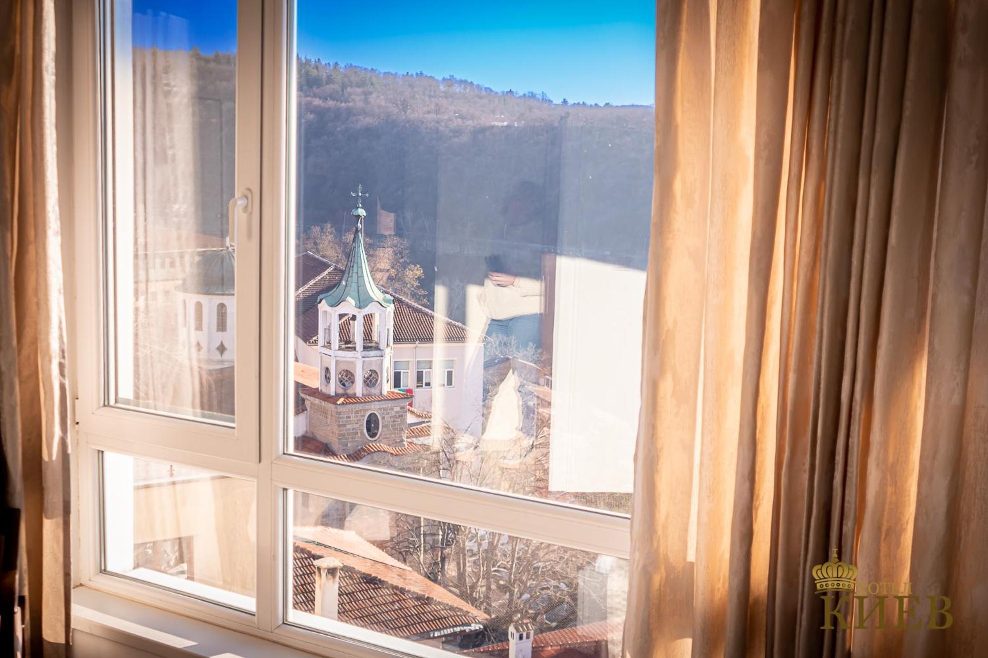 Hotel Kiev Wielkie Tyrnowo Zewnętrze zdjęcie