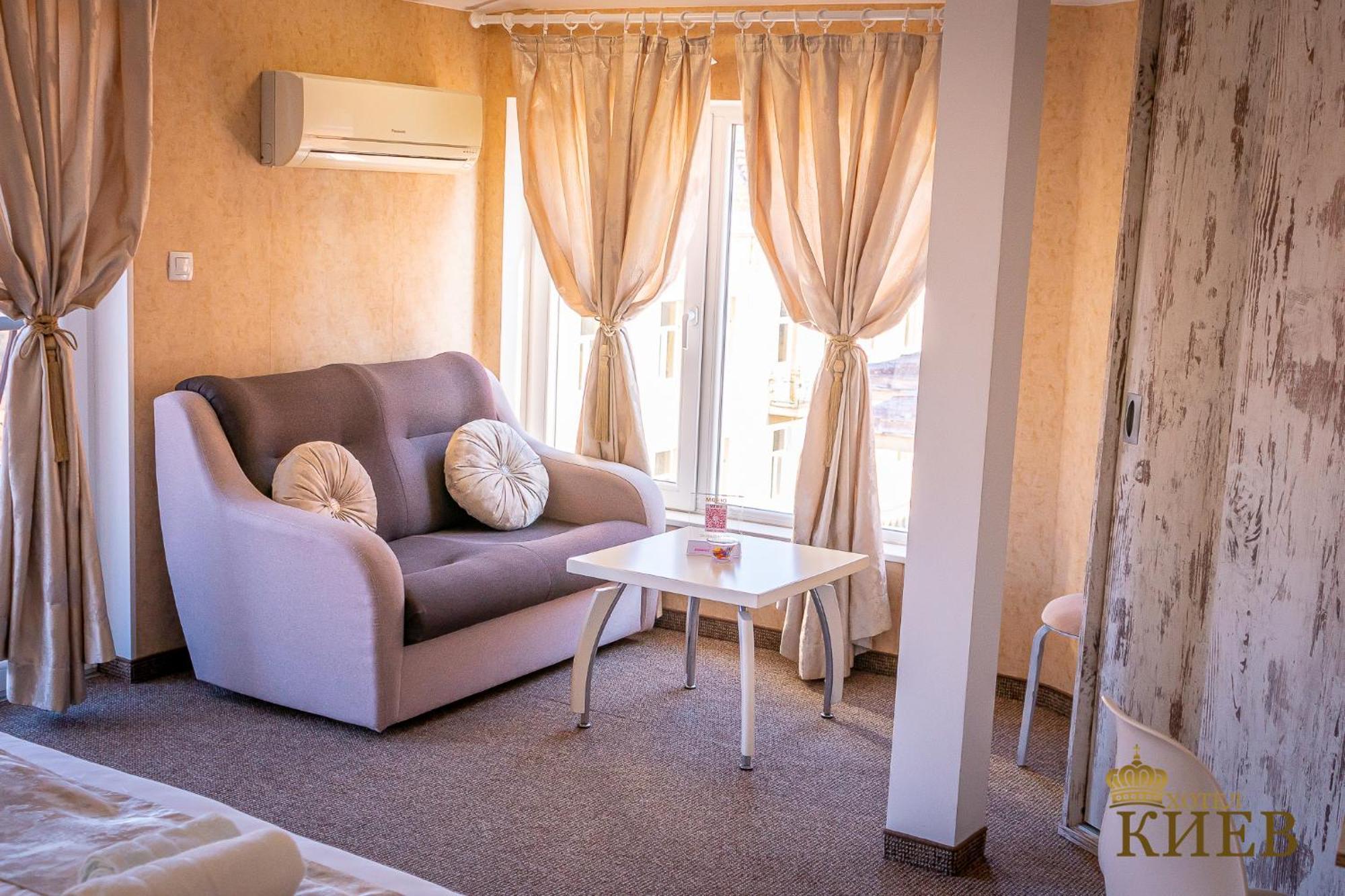Hotel Kiev Wielkie Tyrnowo Zewnętrze zdjęcie